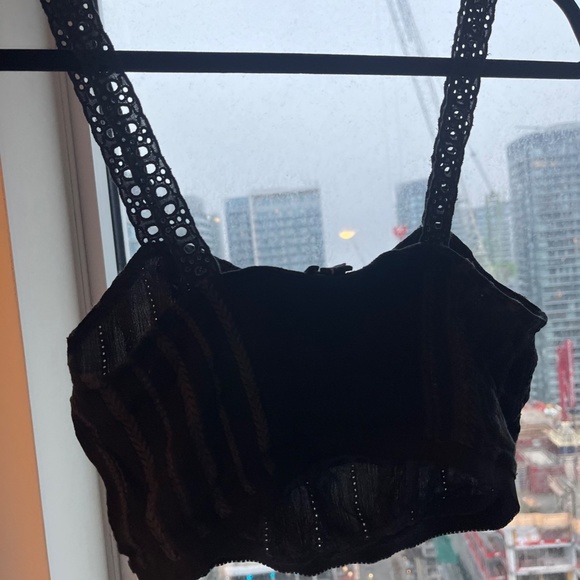 Urban Outfitters Truvy Eyelet Cropped Tank Top - Picture 6 of 6